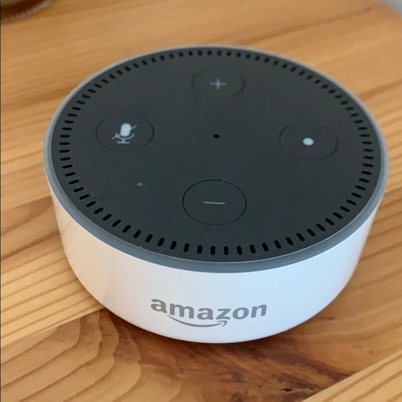 Alexa echo dot - Picture 1 of 1